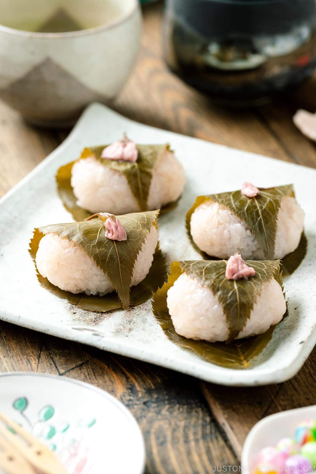 Sakura Mochi 桜餅 • Just One Cookbook